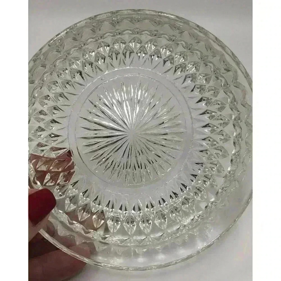 Beautiful Vintage Indiana Glass Bowl Diamond Point Candy Nuts Berry Trinket Dish - Picture 7 of 10